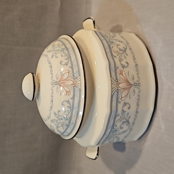 New Noritake Crown Flower 7324 Creamer & Sugar Bowl w/Lid Ivory China - Picture 2 of 13